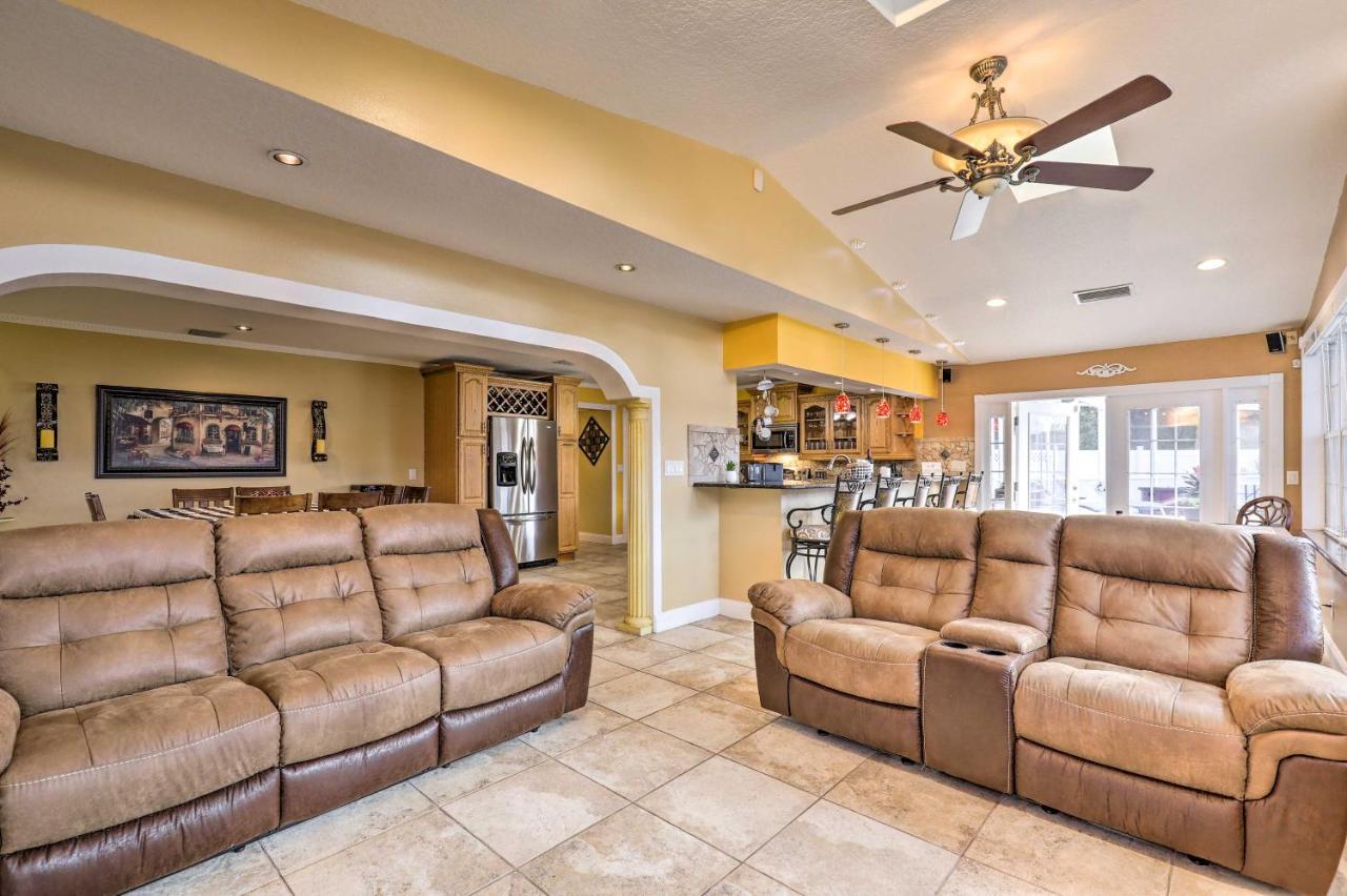 Cozy Home In Heart Of Tampa With Lanai And Pool! Exterior foto