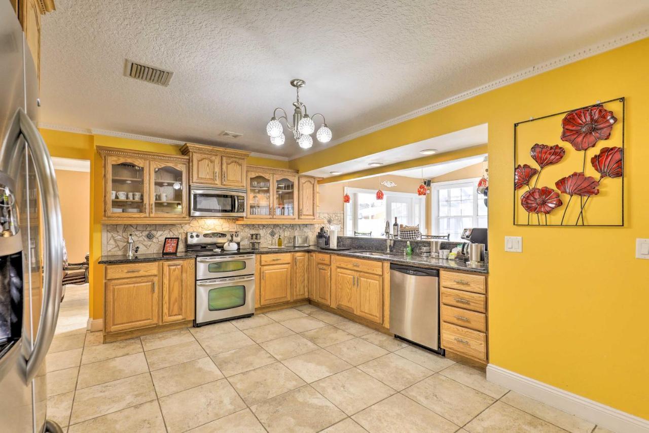Cozy Home In Heart Of Tampa With Lanai And Pool! Exterior foto